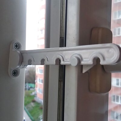 Limiter for plastic window