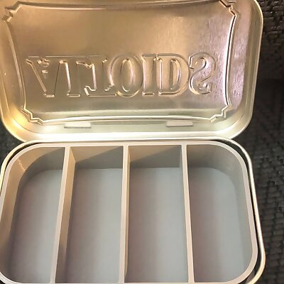 Altoids 4 compartments widthwise