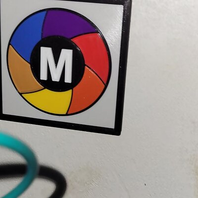 Makerdeck logo with wall mount and frame