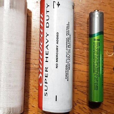 Single AA to D Cell Battery Adapter