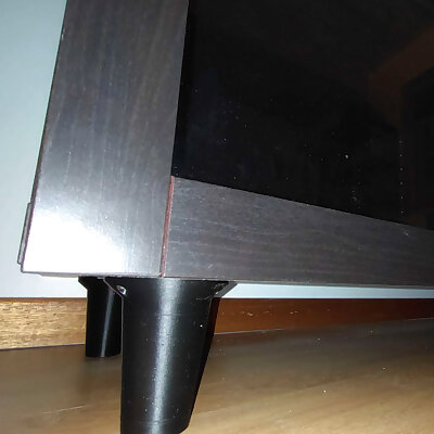 Short Legs for Ikea Shelf to Table conversion