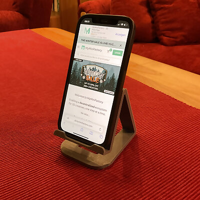 Smartphone stand for iPhone