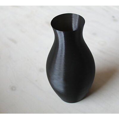round vase