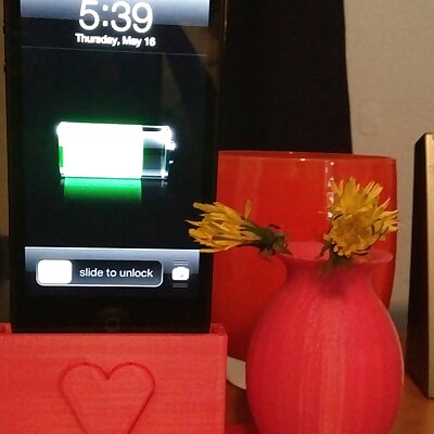 iPhone 5 StandCharging Dock with Flower Vase