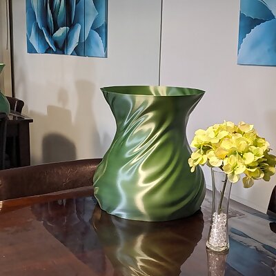 Copper Form Spine Vase  vase mode friendly