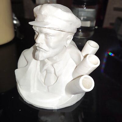 Lenin Pen Holder 2