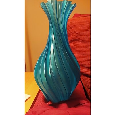 Corona Vase