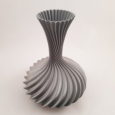 Curly Vase