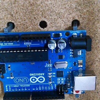 Arduino Holder for Pegboard