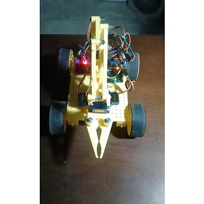 Robot 4x4 Car with Arm Arduino Controlled