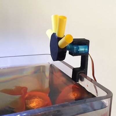 Small simple fish feeder