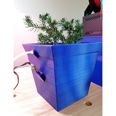 Robotic Gardening Planter Pot