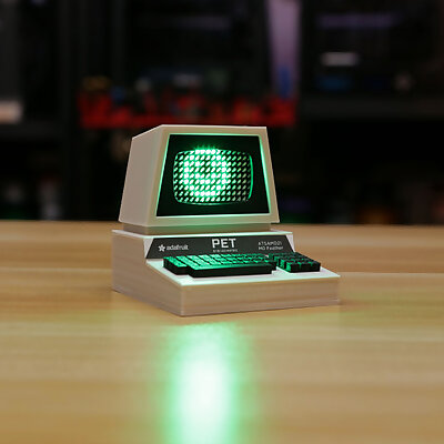 Mini Commodore PET with Charlieplexed LED Matrix