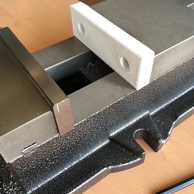 Soft jaws for 4 milling vise