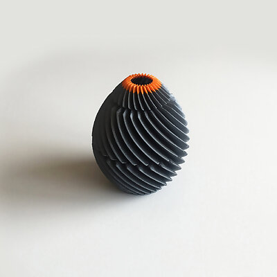 Twirl Vase 37
