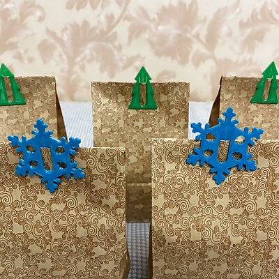 Christmas snowflake сlip for gift bags
