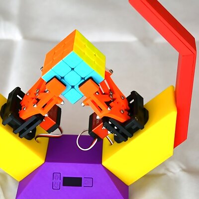 Rubik cube solver robot Vshape