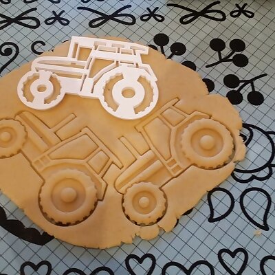 Detailed Tractor Cookiecutter