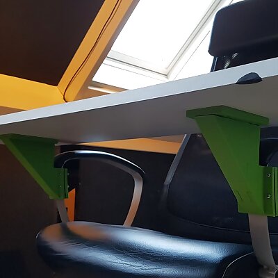 Desk mount chair Ikea Markus for VR
