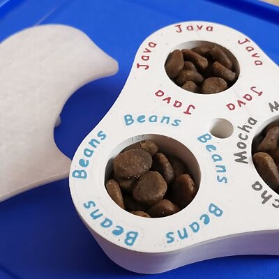 Measured dog feeder for 3 dogs with different volumes of food