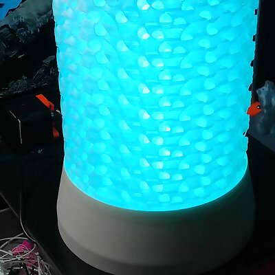 Gyroid Infill Lamp