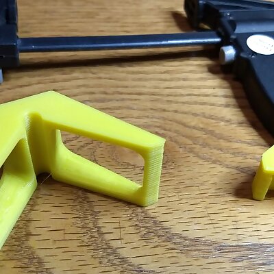 mini trigger clamp for corners