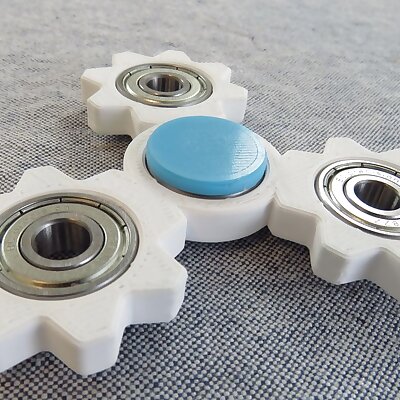 Design your own fidget spinner